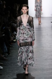 Dennis Basso RTW Spring 2017