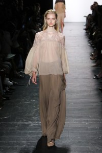 Dennis Basso RTW Spring 2017