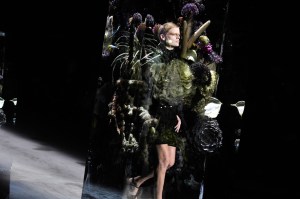 The Set at Dries Van Noten Spring 2017