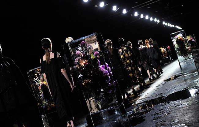 The Set at Dries Van Noten Spring 2017