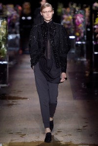 Dries Van Noten RTW Spring 2017