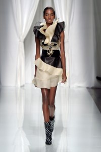 Emanuel Ungaro RTW Spring 2017