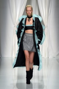Emanuel Ungaro RTW Spring 2017