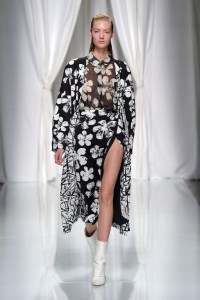 Emanuel Ungaro RTW Spring 2017