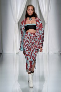 Emanuel Ungaro RTW Spring 2017
