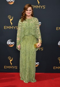 Amy Poehler in Pamella Roland Emmys 2016