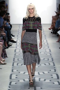 Nicole Miller RTW Spring 2017