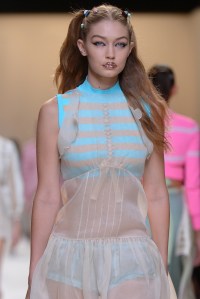 Fendi RTW Spring 2017