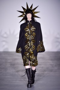 Gareth Pugh RTW Spring 2017