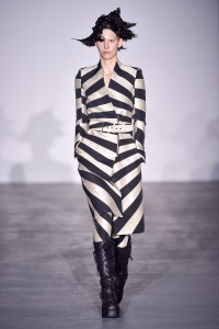 Gareth Pugh RTW Spring 2017