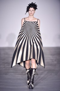 Gareth Pugh RTW Spring 2017
