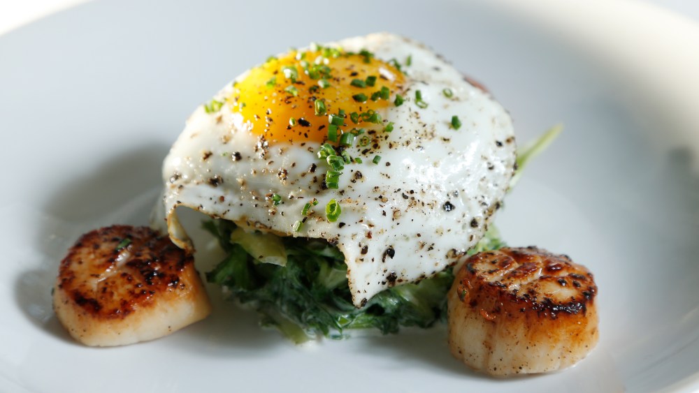 Farmer & the Fish Restaurant Opens in Gramercy