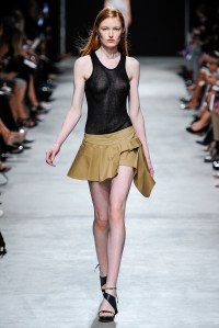 Guy Laroche RTW Spring 2017