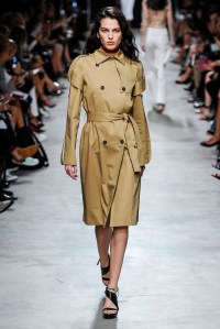 Guy Laroche RTW Spring 2017