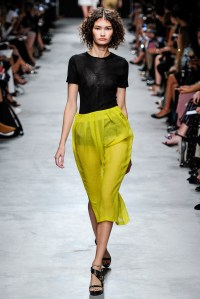Guy Laroche RTW Spring 2017