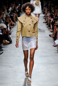 Guy Laroche RTW Spring 2017