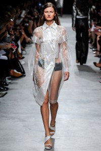 Guy Laroche RTW Spring 2017
