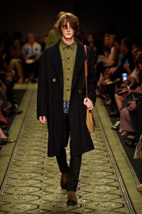 Burberry September 2016 Buy-Now Seasonless Show
