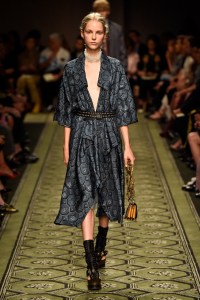Burberry September 2016 Buy-Now Seasonless Show