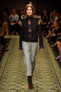 Burberry September 2016 Buy-Now Seasonless Show