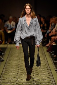 Burberry September 2016 Buy-Now Seasonless Show
