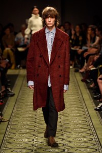 Burberry September 2016 Buy-Now Seasonless Show