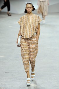 Issey Miyake RTW Spring 2017