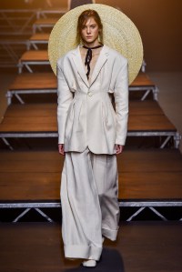 Jacquemus RTW Spring 2017