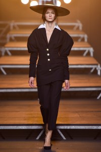 Jacquemus RTW Spring 2017