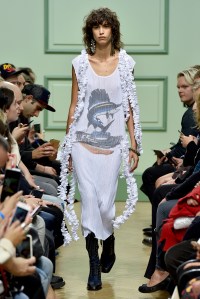 J.W. Anderson RTW Spring 2017