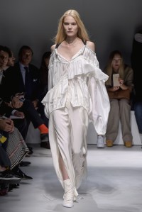 Krizia RTW Spring 2017