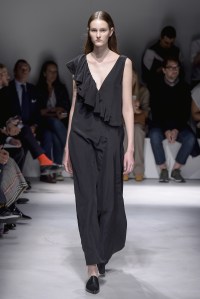 Krizia RTW Spring 2017