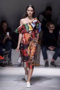 Krizia RTW Spring 2017