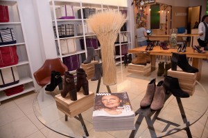 The atmosphere at the Lands' End store.