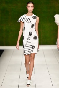 Laura Biagiotti RTW Spring 2017
