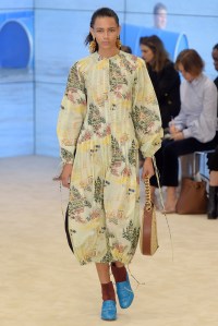 Loewe RTW Spring 2017