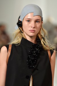 Maison Margiela RTW Spring 2017
