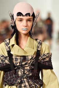 Maison Margiela RTW Spring 2017
