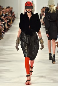 Maison Margiela RTW Spring 2017