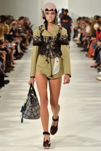 Maison Margiela RTW Spring 2017