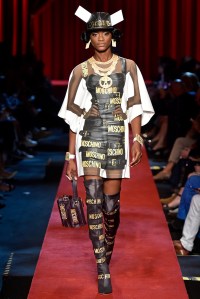 Moschino RTW Spring 2017
