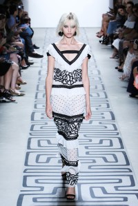 Nicole Miller RTW Spring 2017