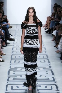 Nicole Miller RTW Spring 2017