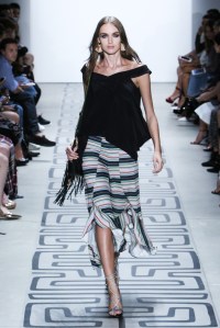 Nicole Miller RTW Spring 2017