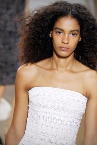 Beauty at Oscar de la Renta RTW Spring 2017