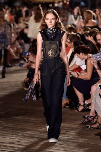 Tommy Hilfiger RTW Fall 2016