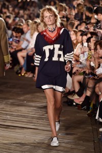 Tommy Hilfiger RTW Fall 2016