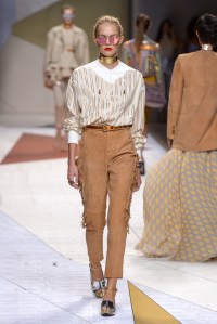 Trussardi RTW Spring 2017
