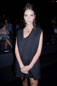 Emily Ratajkowski in the Front Row at Vera Wang RTW Spring 2017