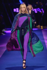 Versace RTW Spring 2017